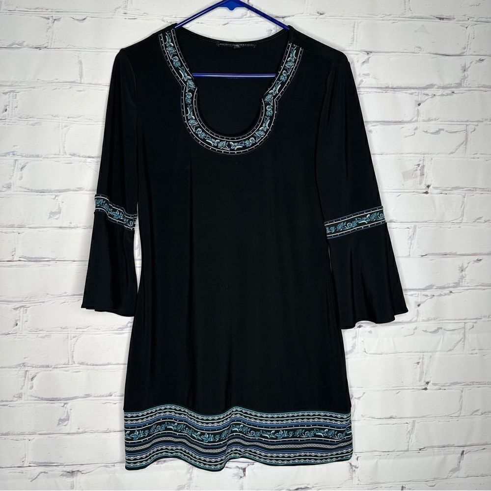 White House Black Market small black dress‎